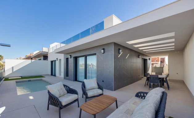Chalet - Nueva construcción - Torrevieja - Torrevieja