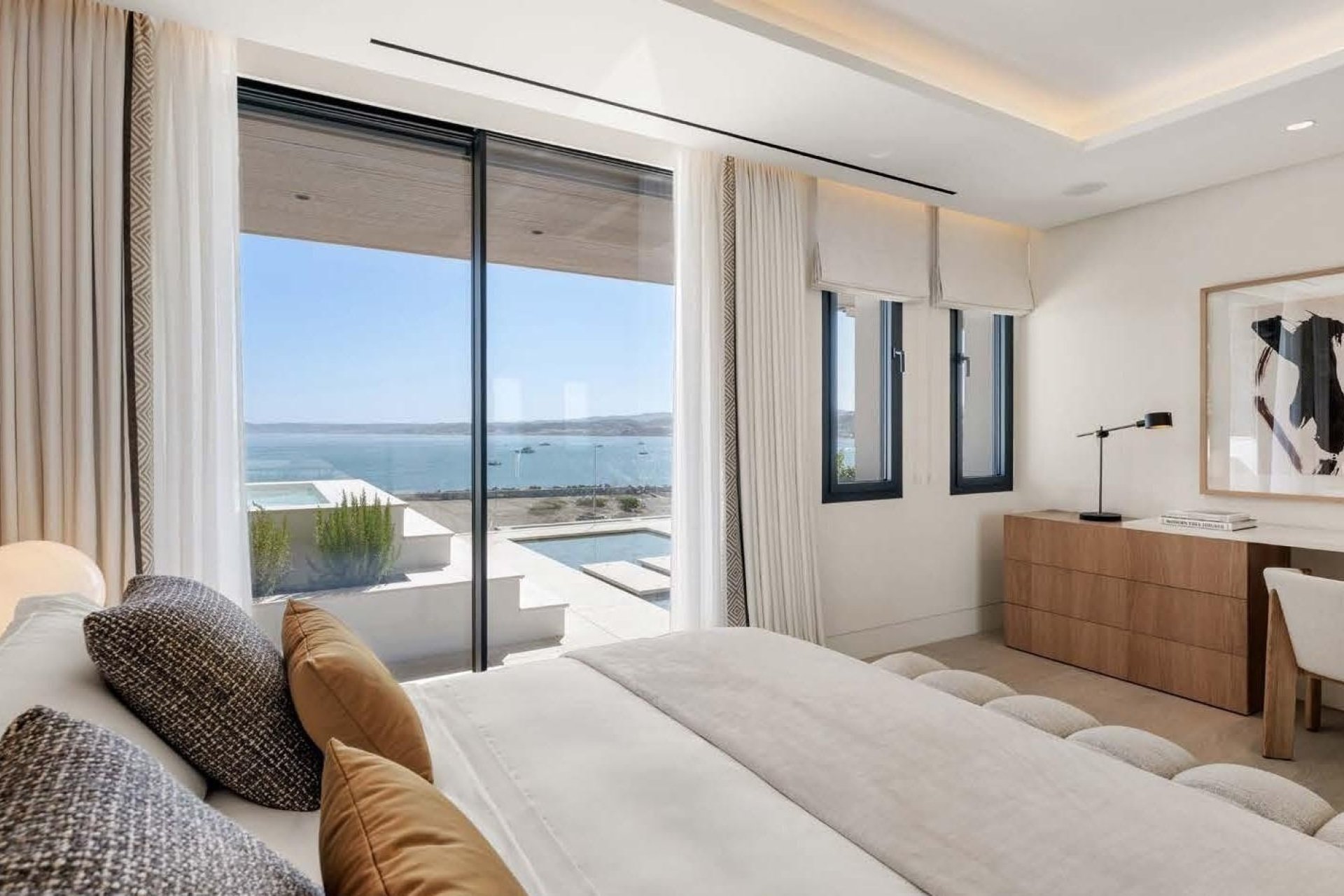 Neuf - APPARTEMENT  - Estepona