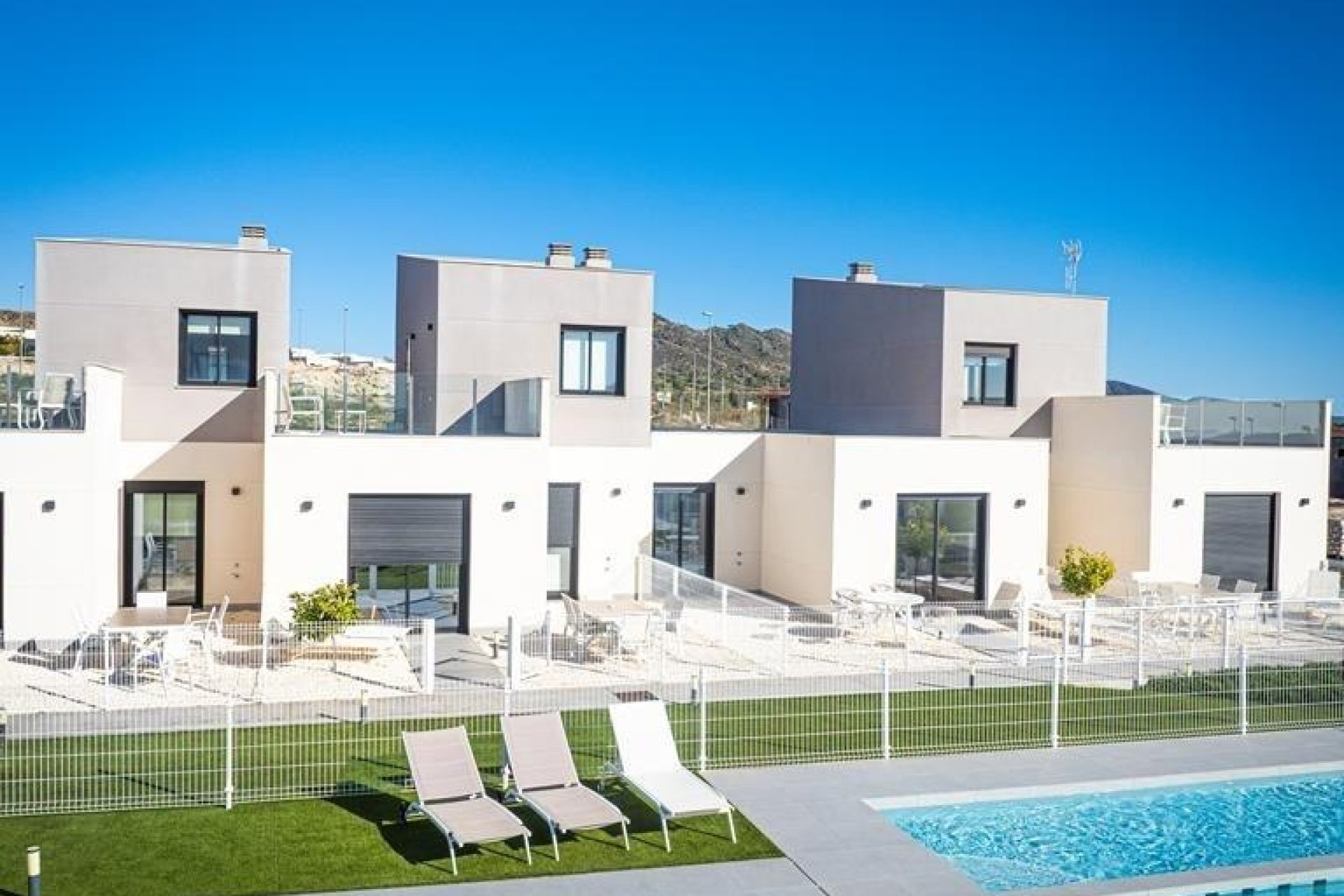 Neuf - Villa Adossée - Baños y Mendigo