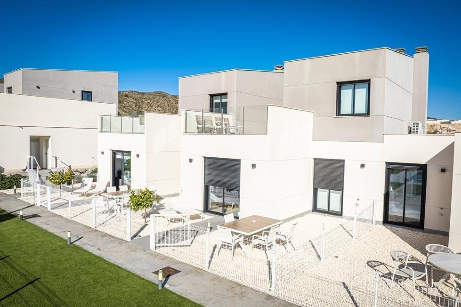 Neuf - Villa Adossée - Baños y Mendigo