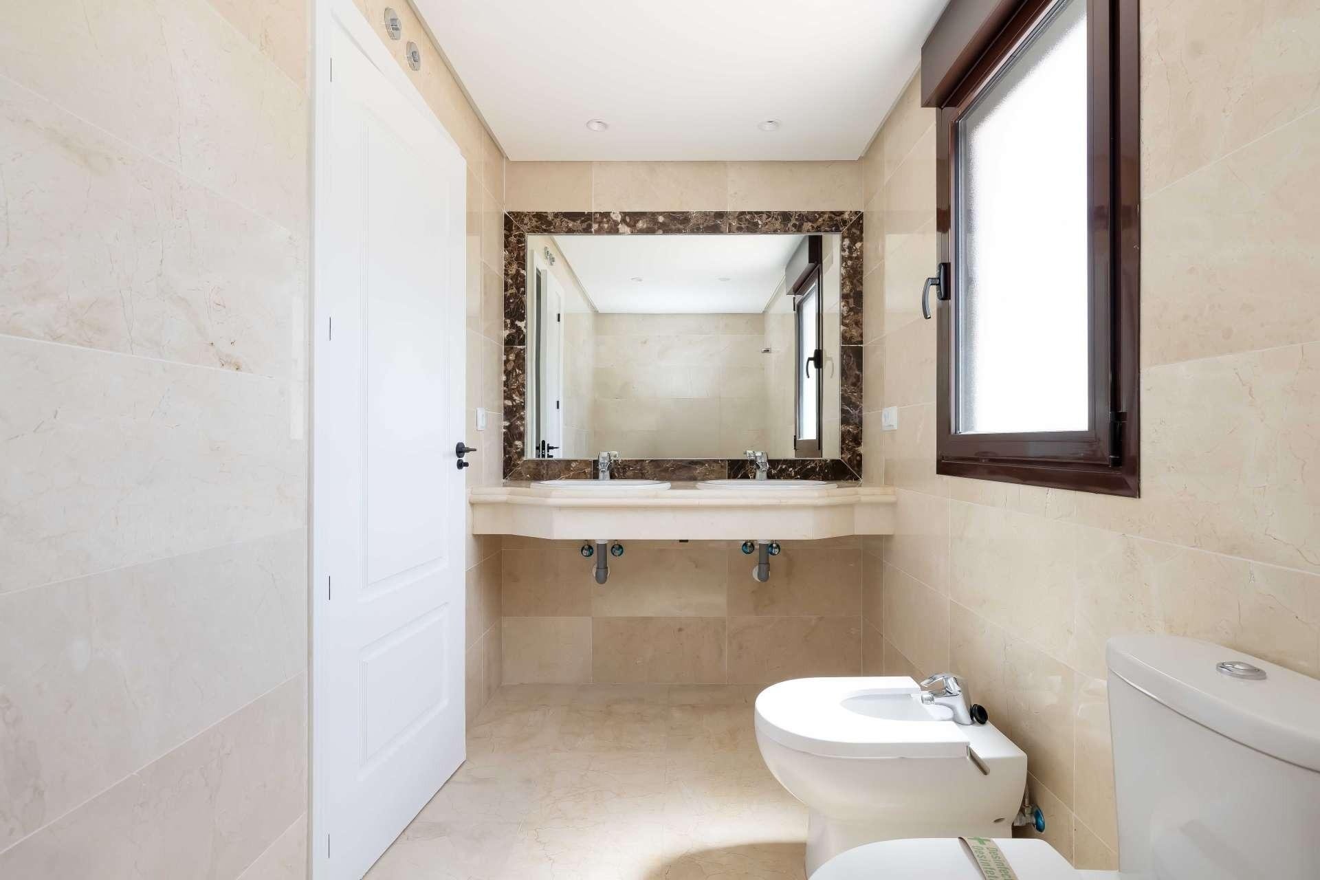 Neuf - Villa Adossée - Estepona
