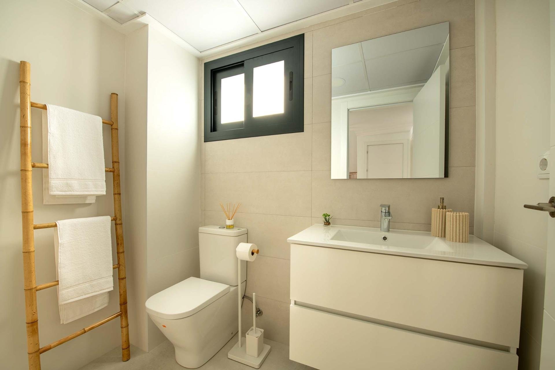 New Build - TOWNHOUSE - Cox