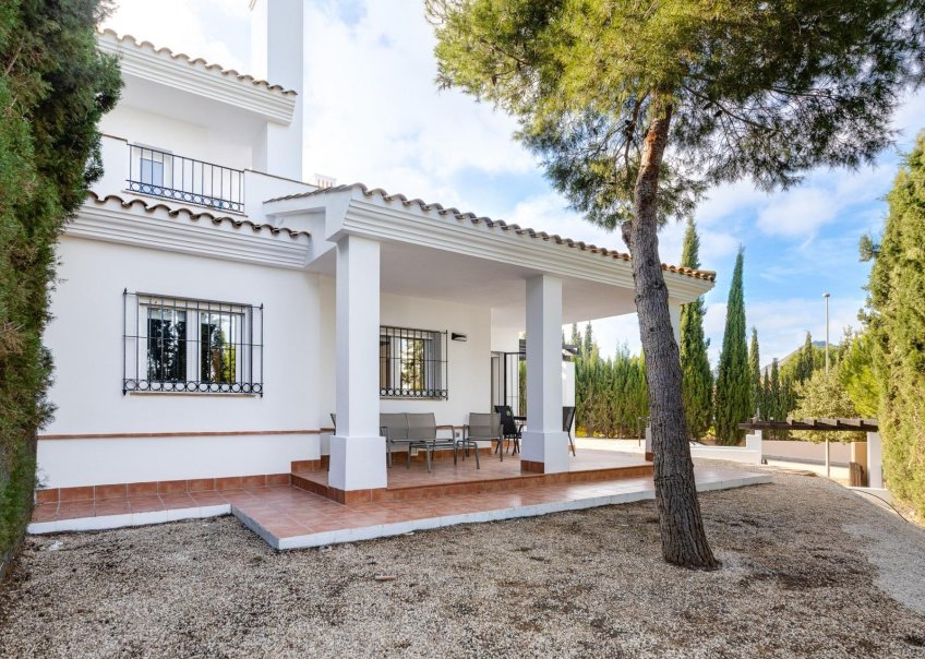 New Build - TOWNHOUSE - Fuente Álamo