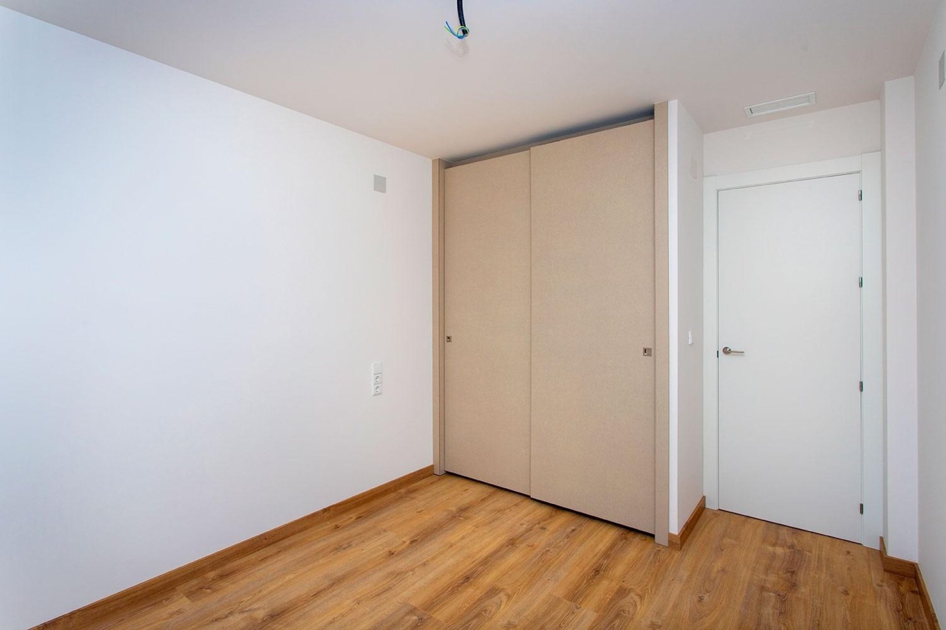 New Build - TOWNHOUSE - Hondón de las Nieves