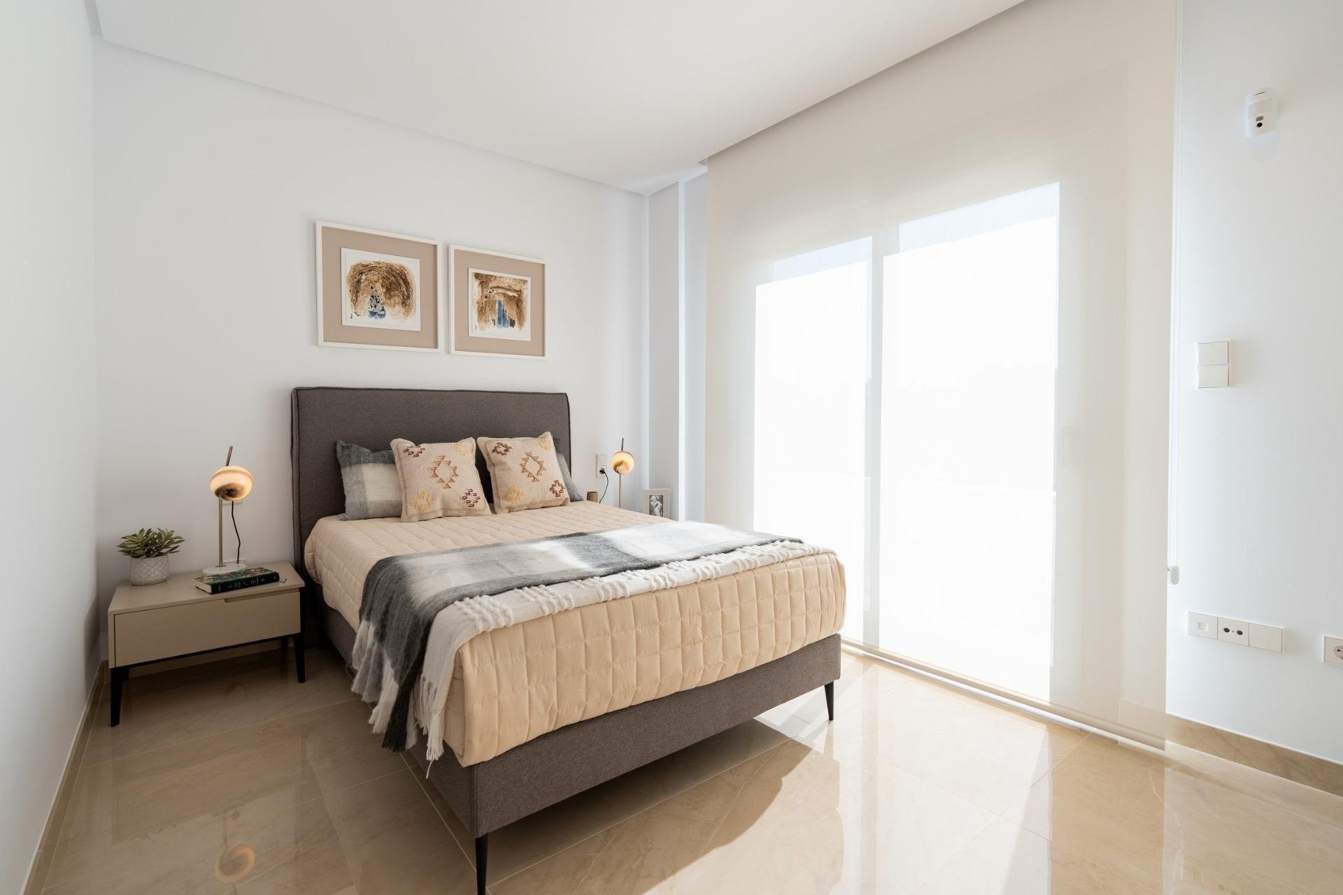 New Build - TOWNHOUSE - La Marina