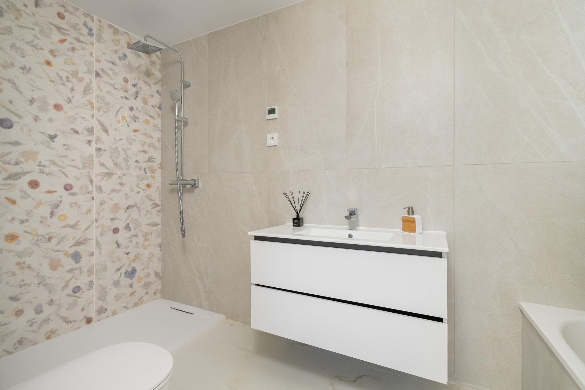 Nueva construcción - Apartamento - Estepona