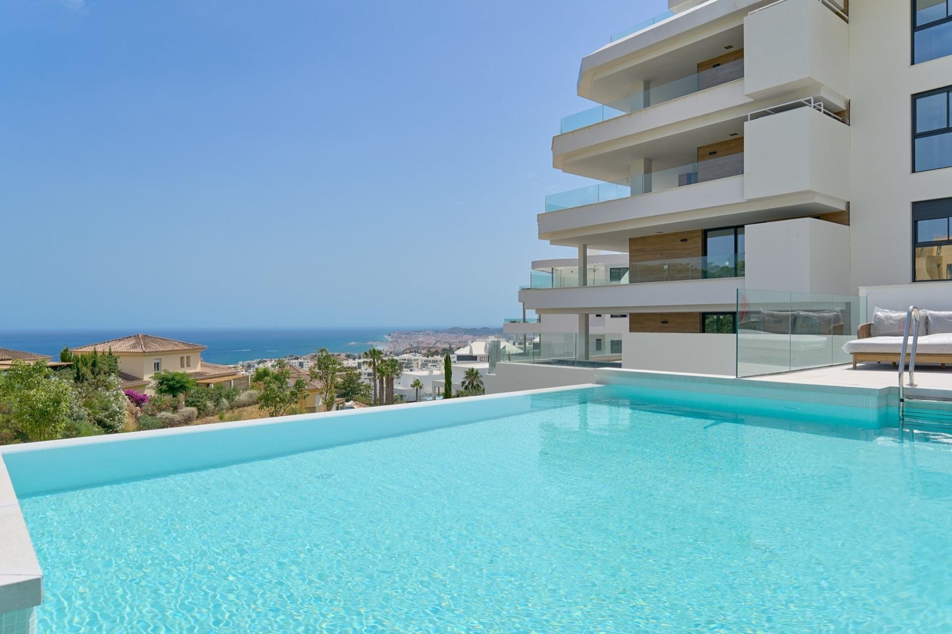 Nueva construcción - APARTAMENTO - Fuengirola