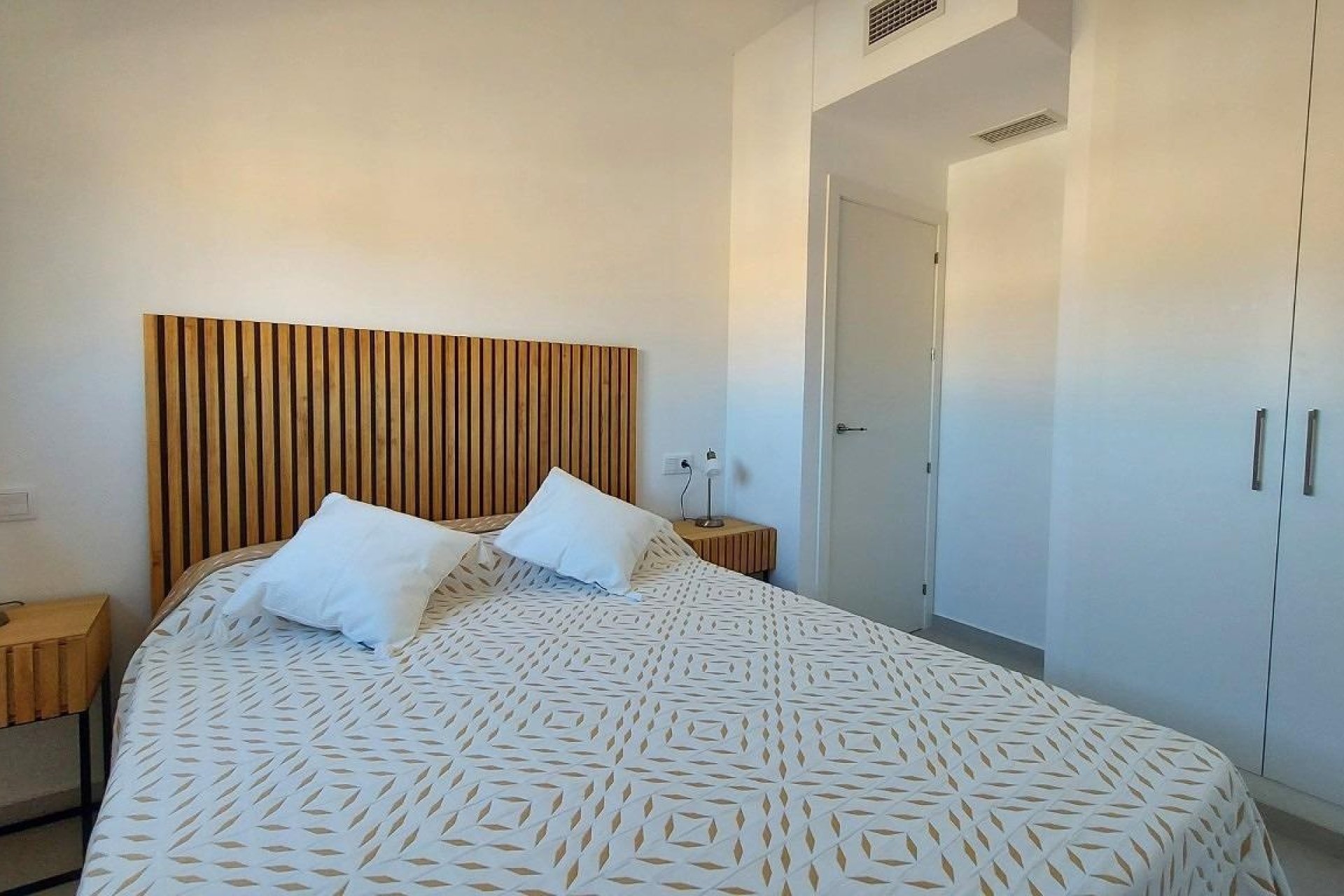 Nueva construcción - Apartamento - San Miguel de Salinas