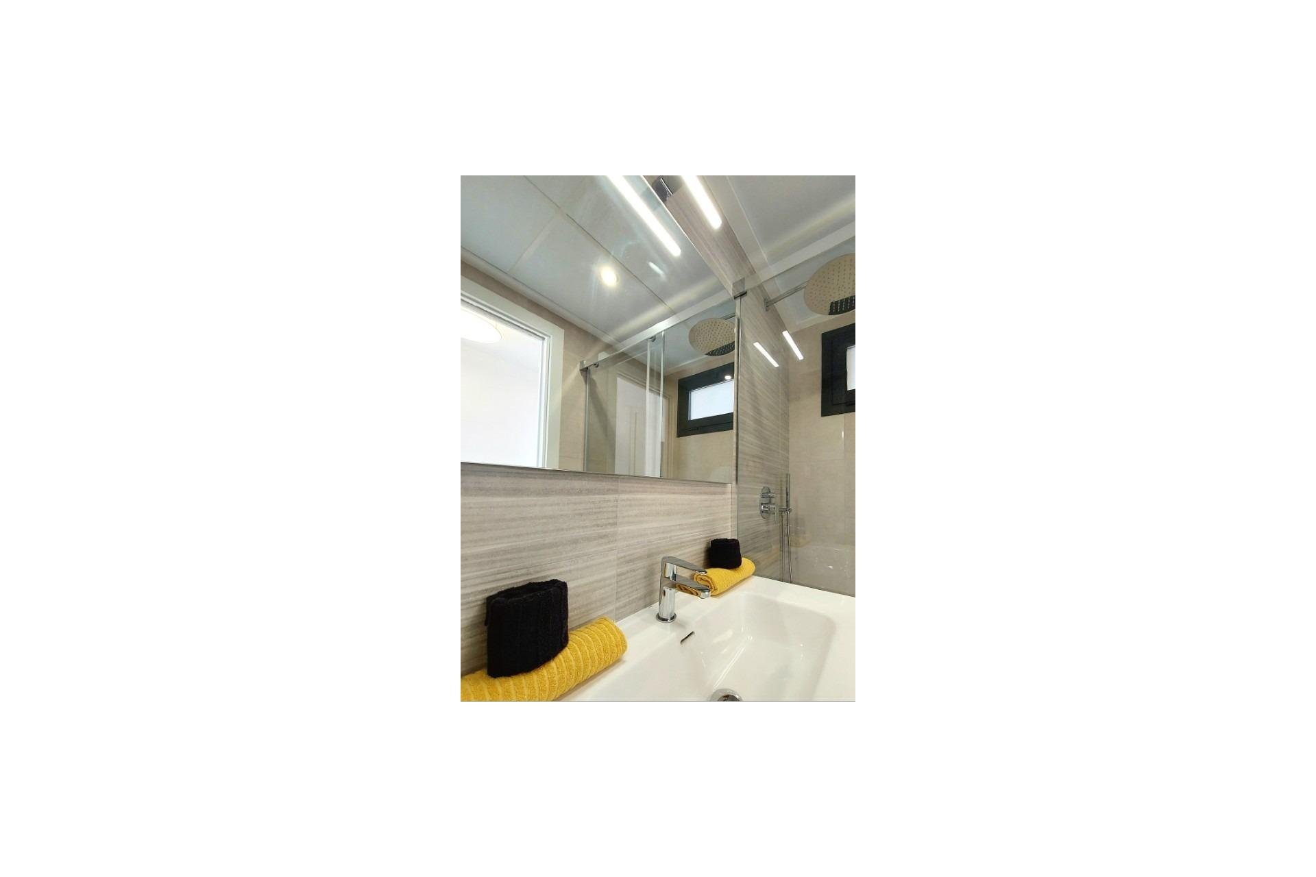 Nueva construcción - Apartamento - San Miguel de Salinas