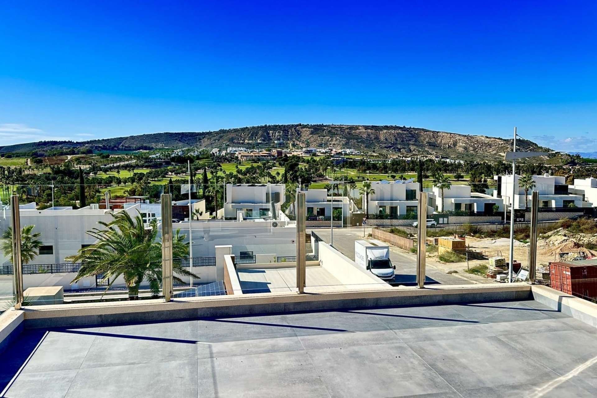 Nueva construcción - Chalet - Algorfa