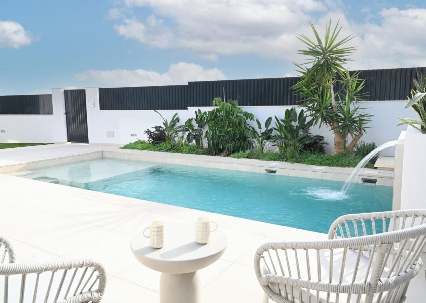 Nueva construcción - Chalet - Baños y Mendigo