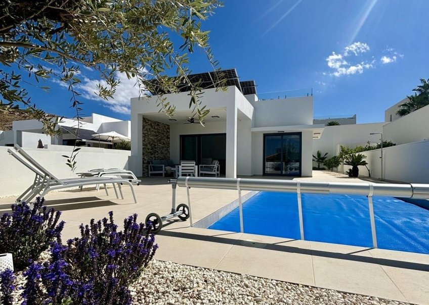 Nueva construcción - Chalet - Benijófar