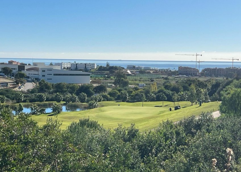 Nueva construcción - Chalet - Estepona