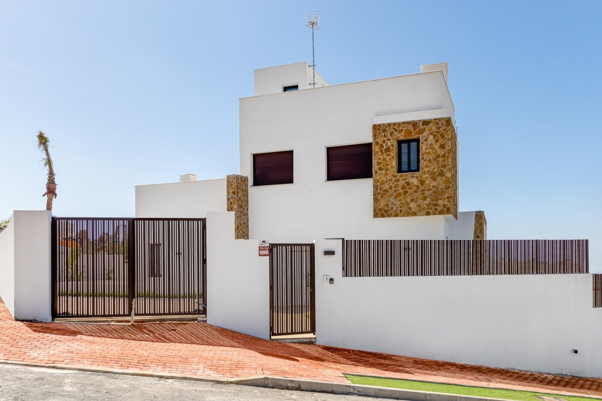 Nueva construcción - Chalet - Finestrat