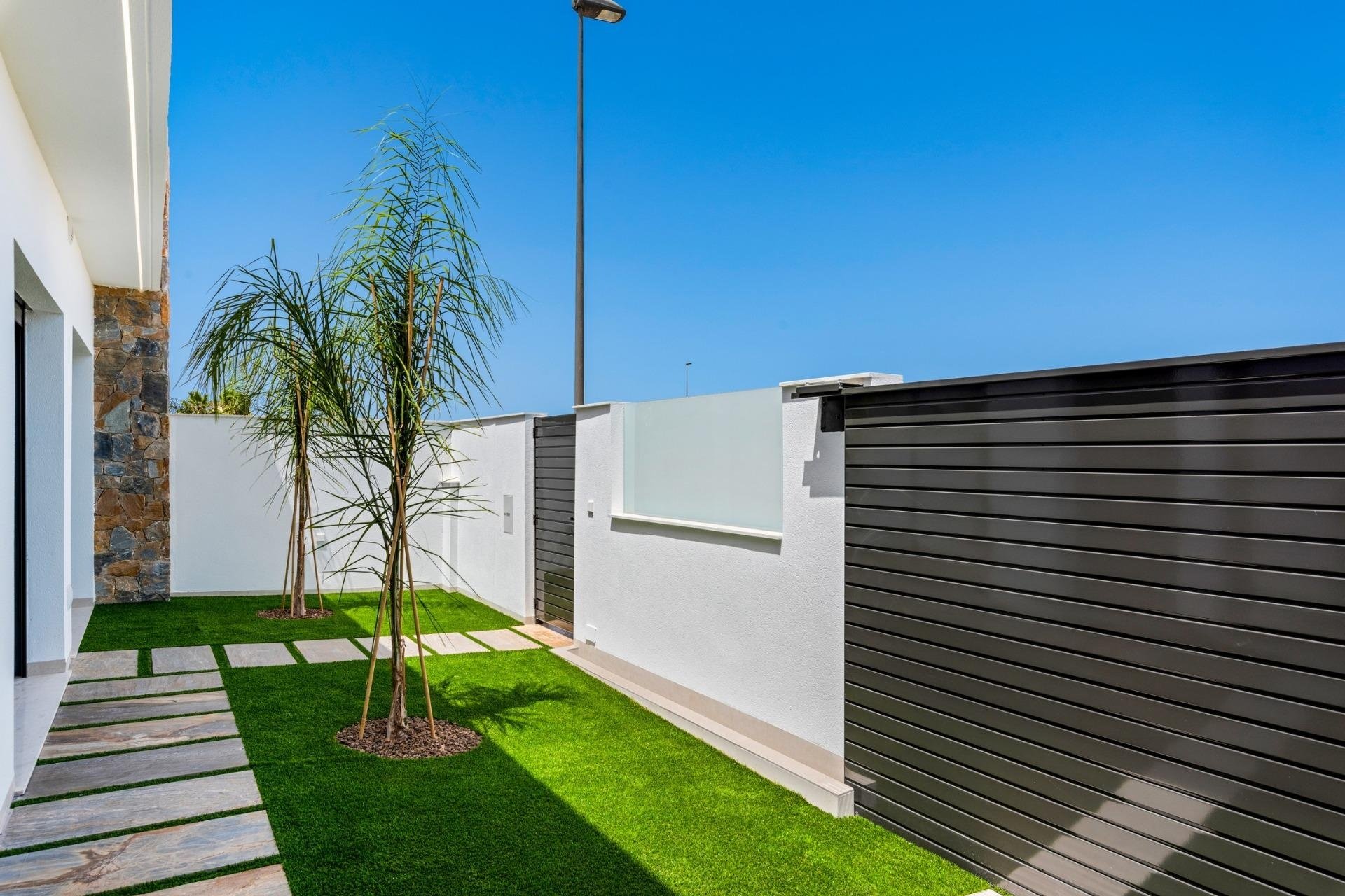 Nueva construcción - Chalet - Los Alcazares