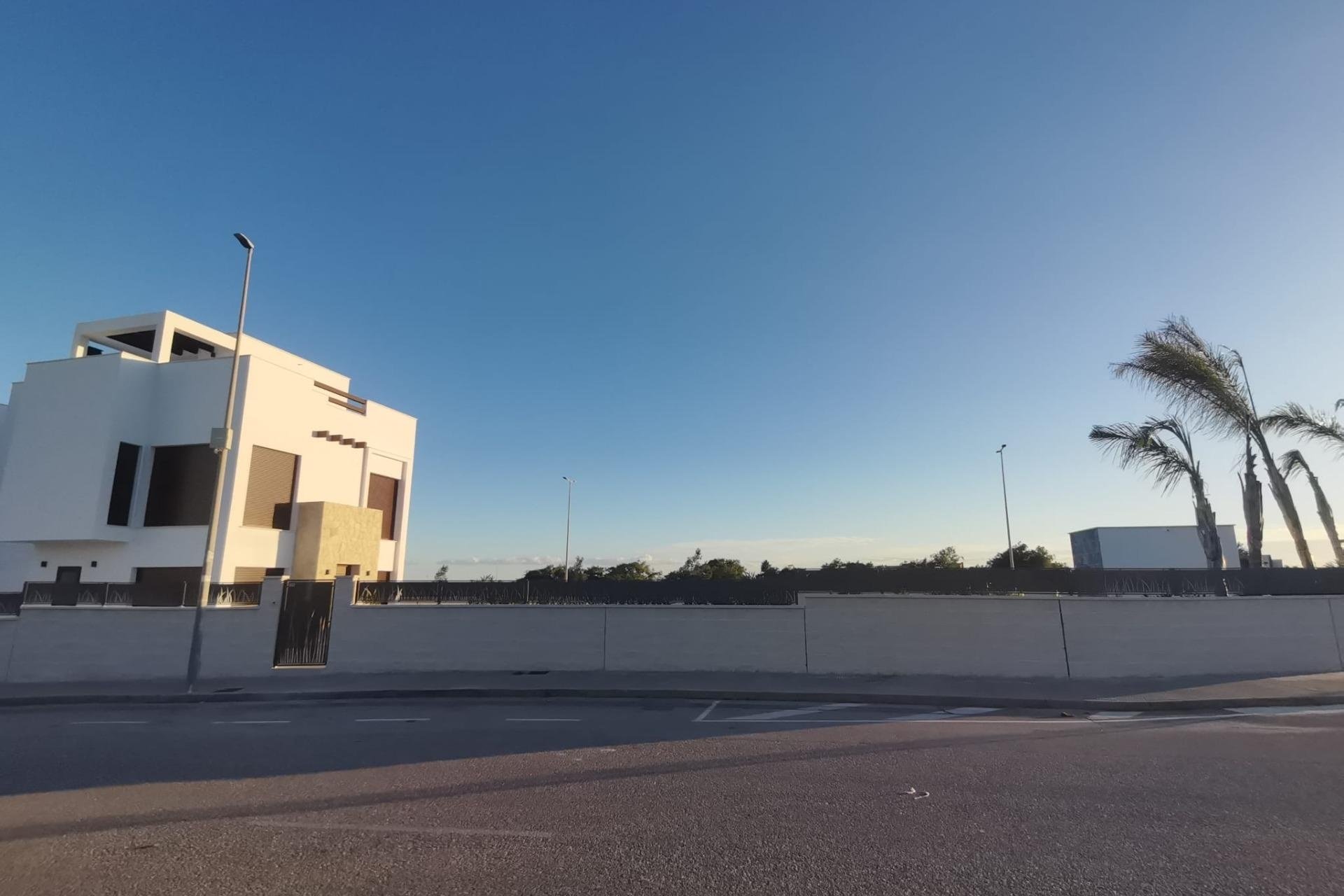 Nueva construcción - Chalet - Los Montesinos