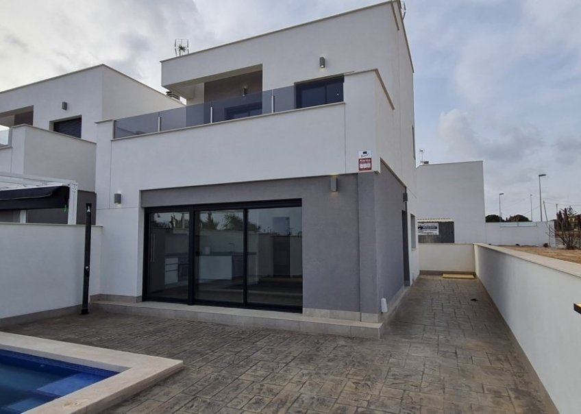 Nueva construcción - Chalet - Orihuela Costa