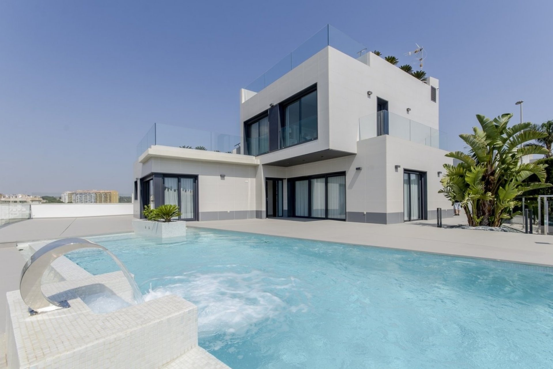 Nueva construcción - Chalet - Orihuela Costa