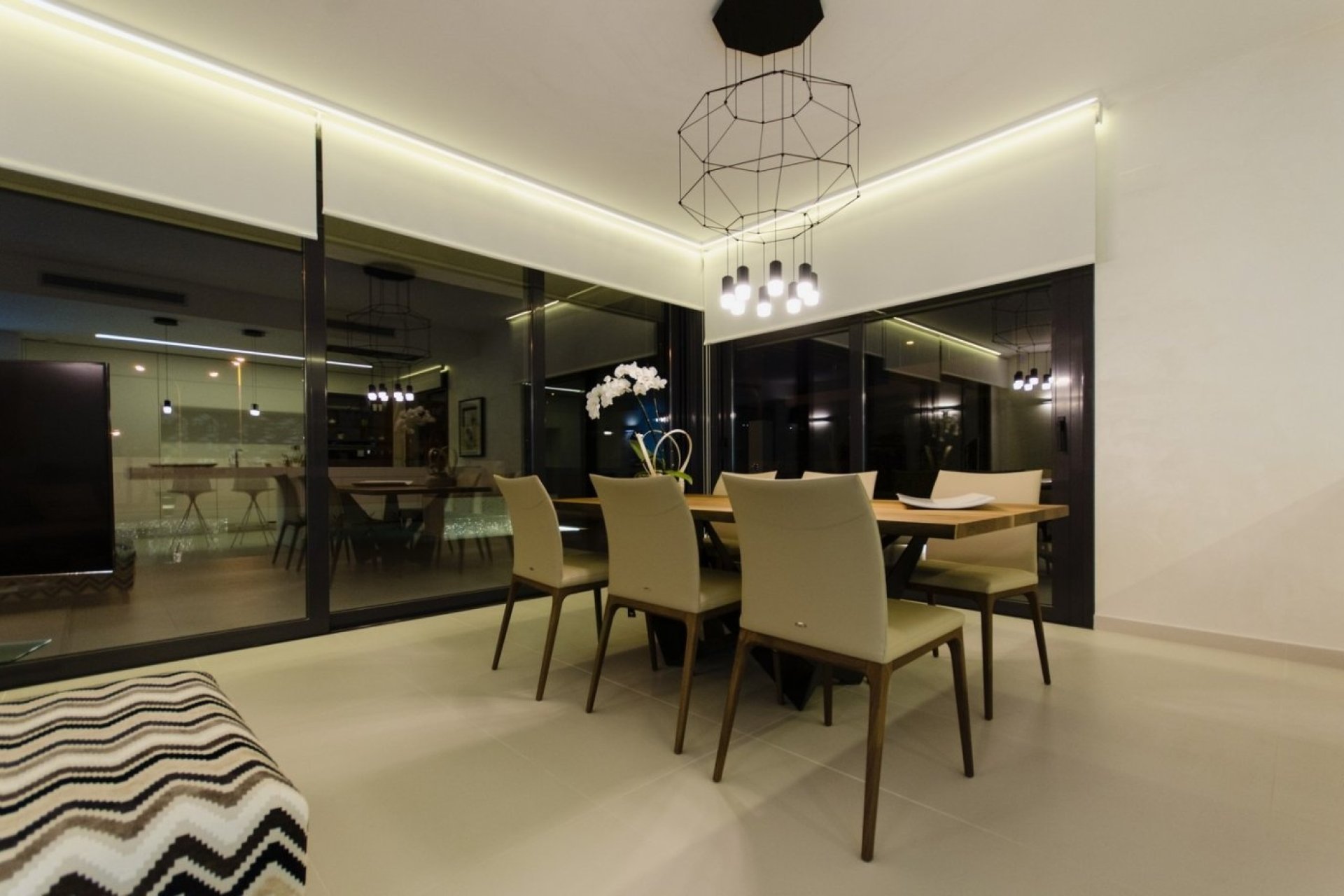 Nueva construcción - Chalet - Orihuela Costa