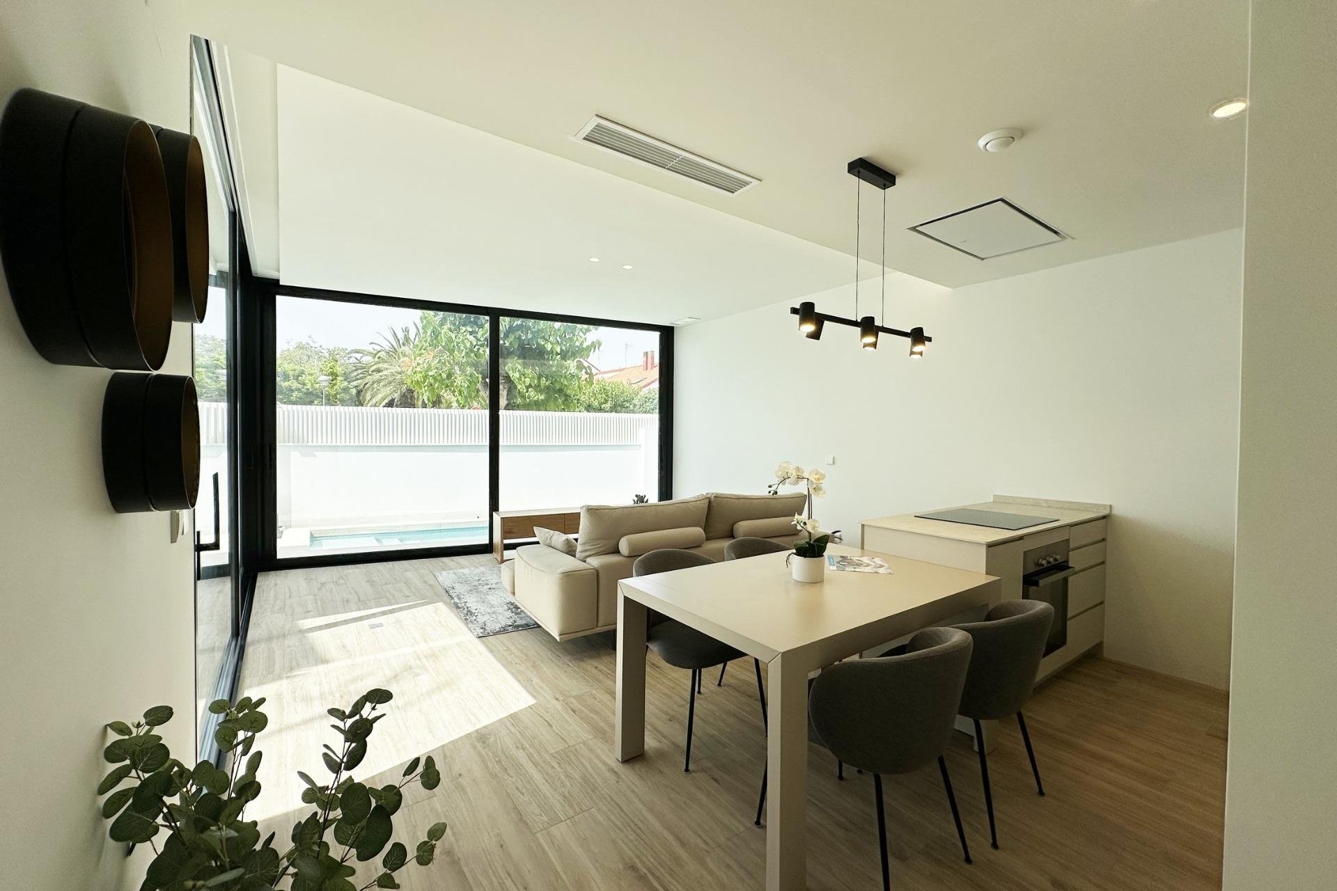 Nueva construcción - Chalet - Pilar de La Horadada