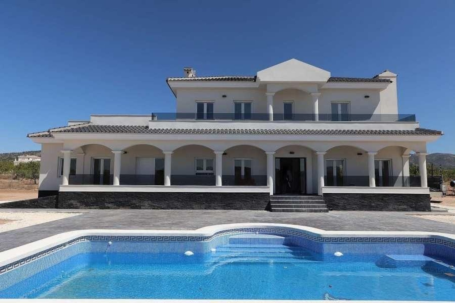 Nueva construcción - Chalet - Pinoso