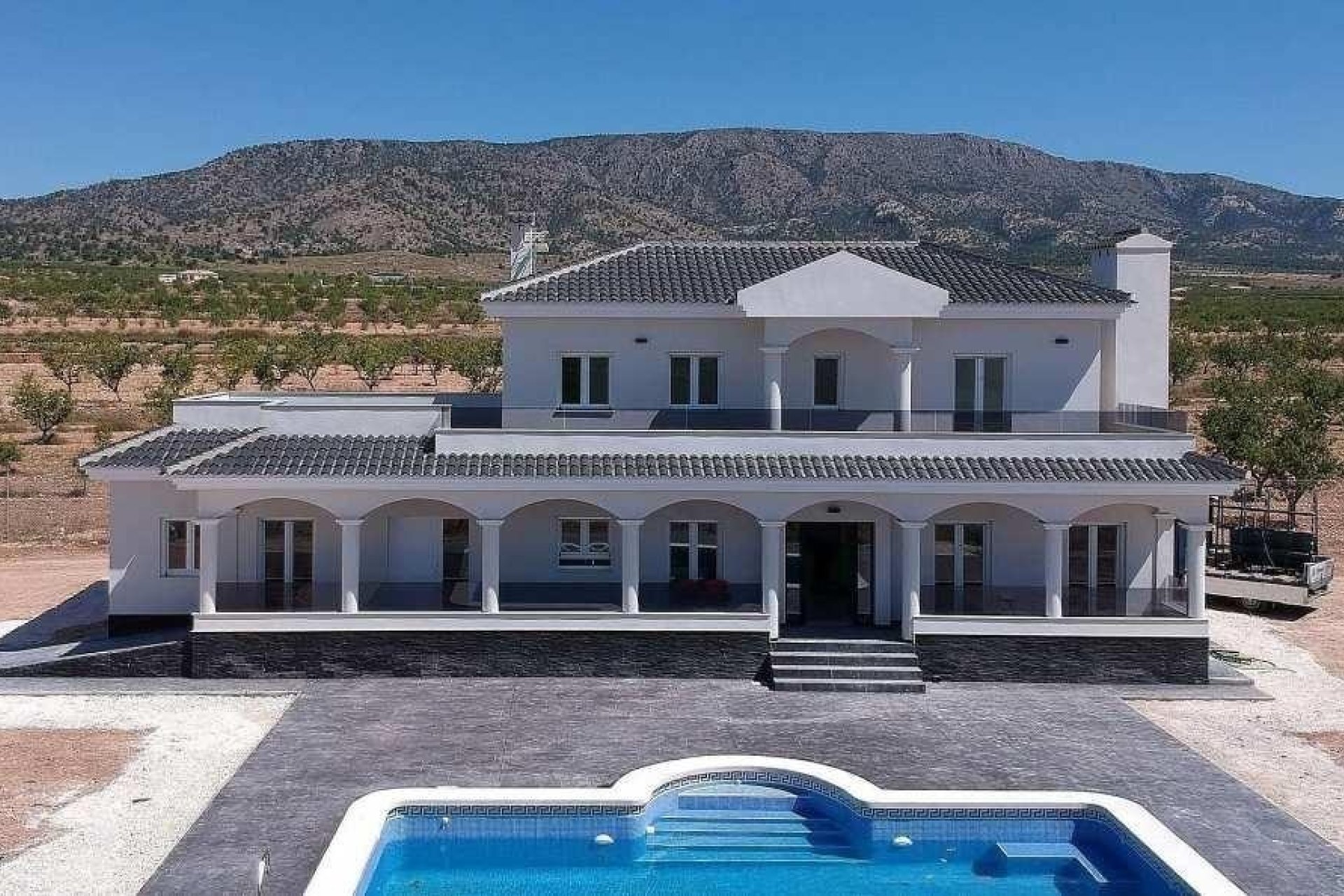 Nueva construcción - Chalet - Pinoso