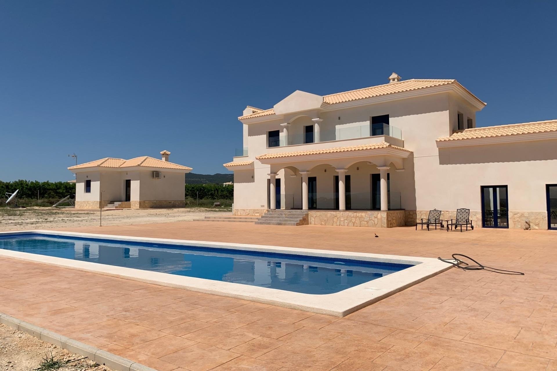 Nueva construcción - Chalet - Pinoso