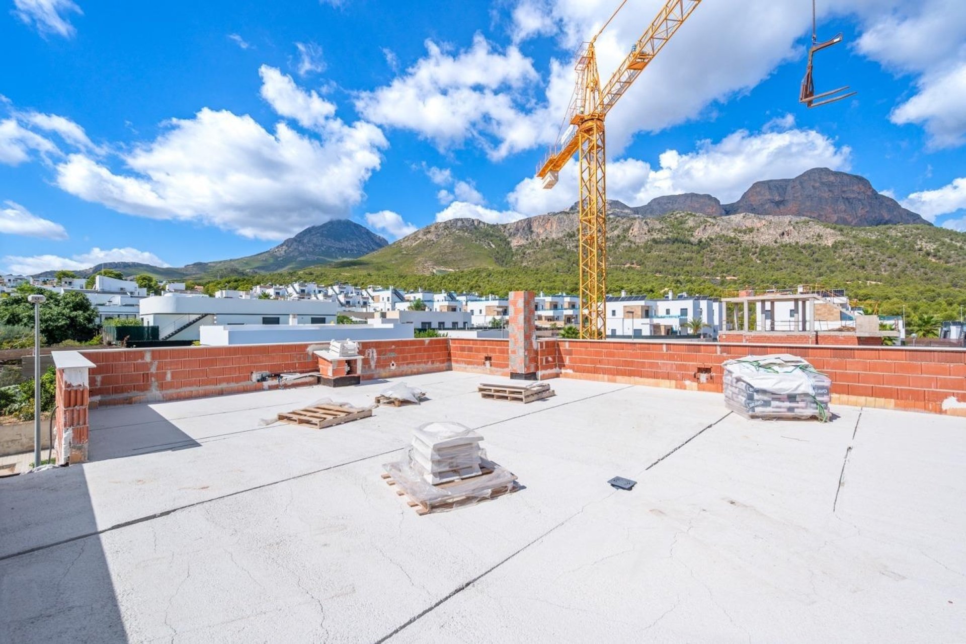 Nueva construcción - Chalet - Polop