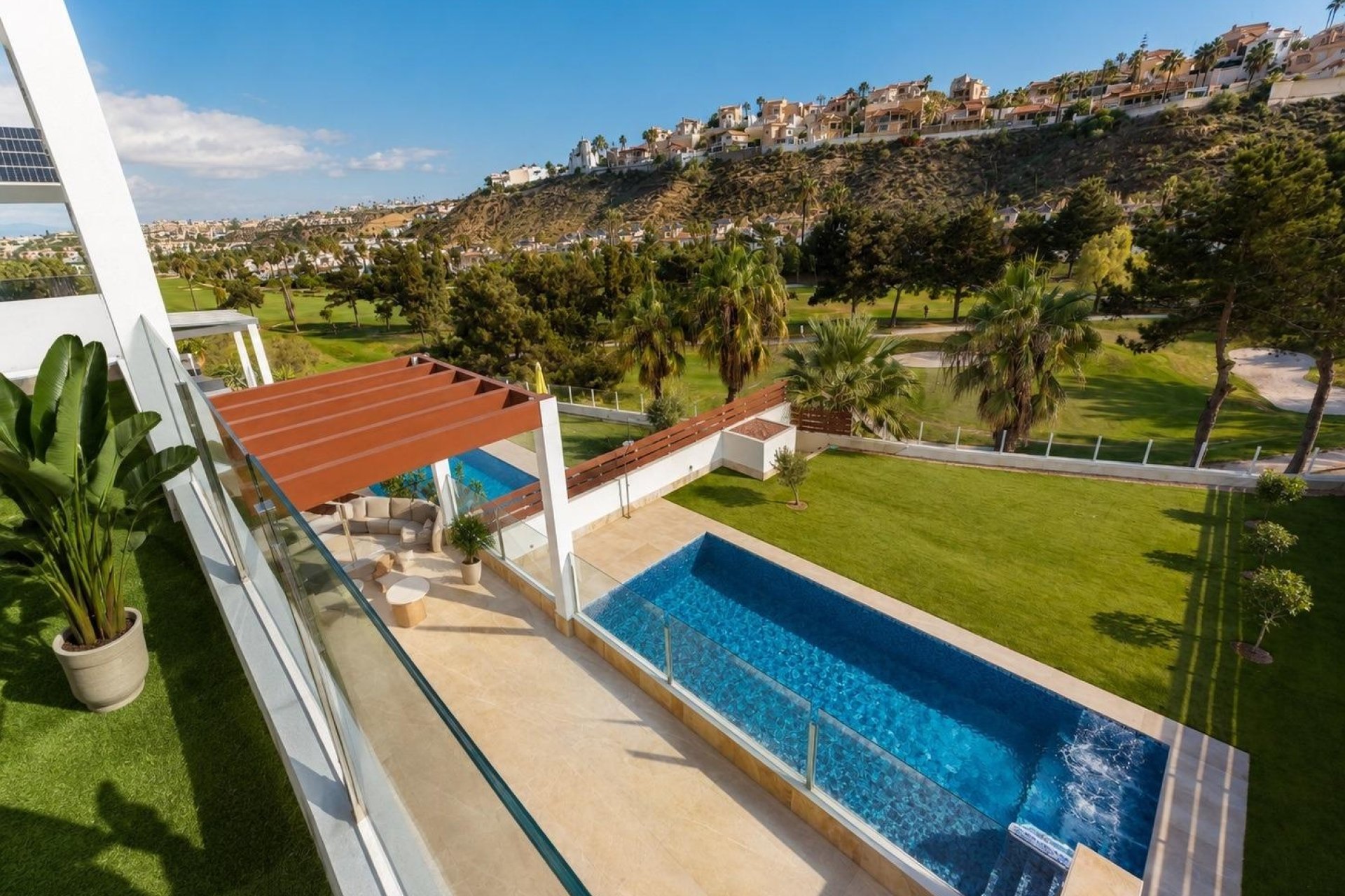 Nueva construcción - Chalet - Rojales