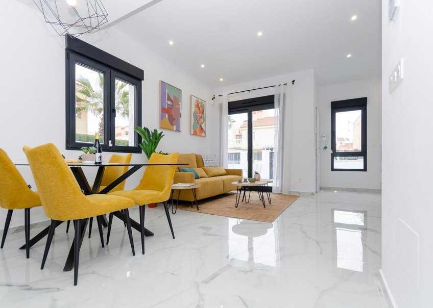 Nueva construcción - Chalet - Torrevieja