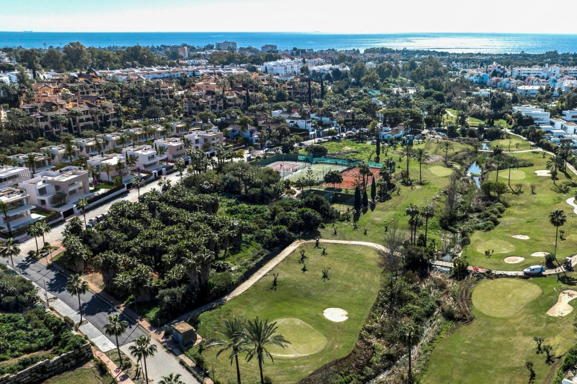 Nueva construcción - Villa - Estepona