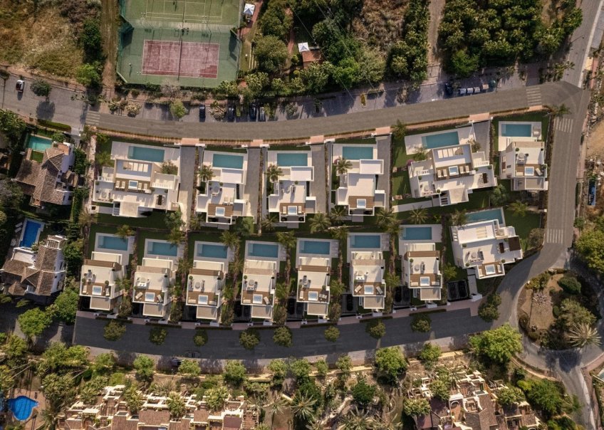 Nueva construcción - Villa - Estepona