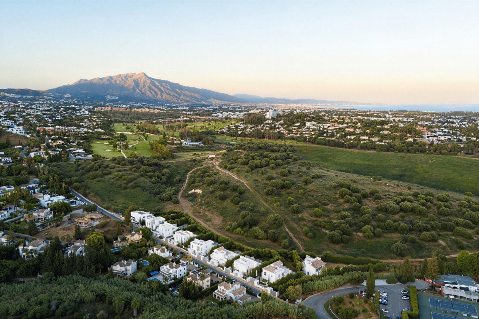 Nueva construcción - Villa - Estepona