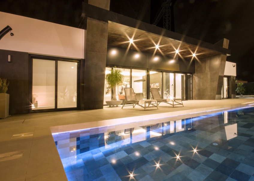 Nueva construcción - Villa - Rojales