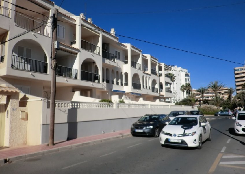 Sale - Apartment - Torrevieja - La Mata
