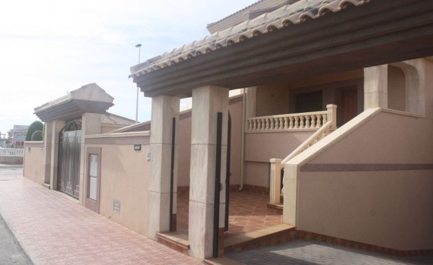 TOWNHOUSE - New Build - Torrevieja -
                Torrevieja