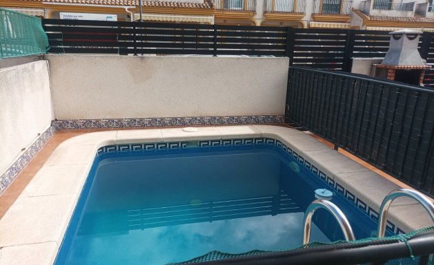 TOWNHOUSE - Sale - Daya Nueva -
                Daya Nueva