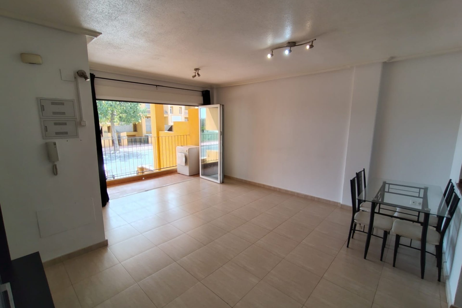 Venta - Apartamento - Daya Nueva