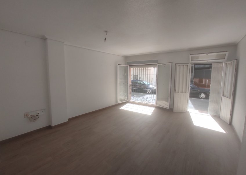 Venta - Casa  - Torrevieja - Torrevieja Ciudad 