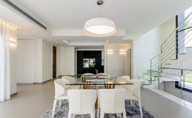 Nueva construcción - Chalet - Orihuela Costa