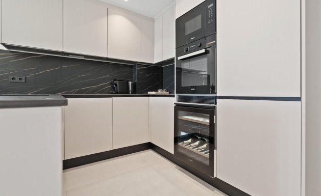 Neuf - Ground floor apartment - Estepona
