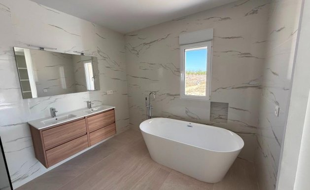 Nueva construcción - Chalet - Pinoso