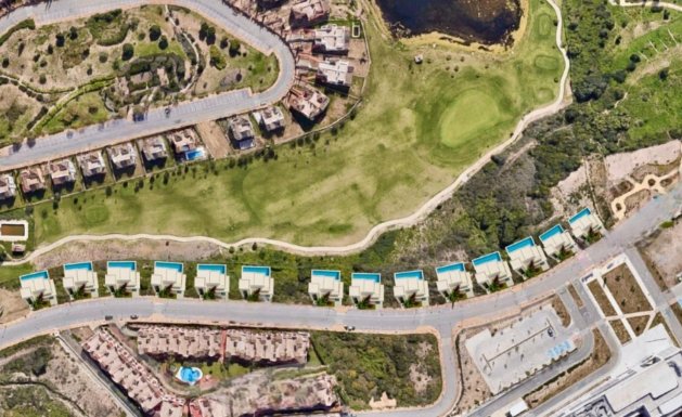 Nueva construcción - Chalet - Estepona