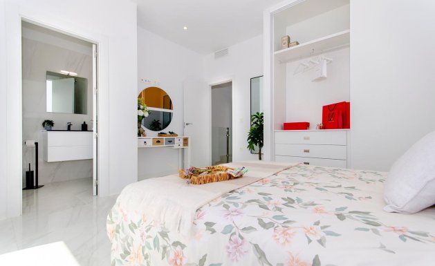 Nueva construcción - Chalet - Orihuela