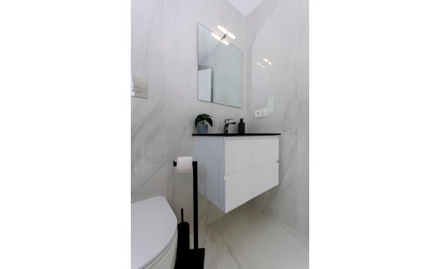 Nueva construcción - Chalet - Orihuela