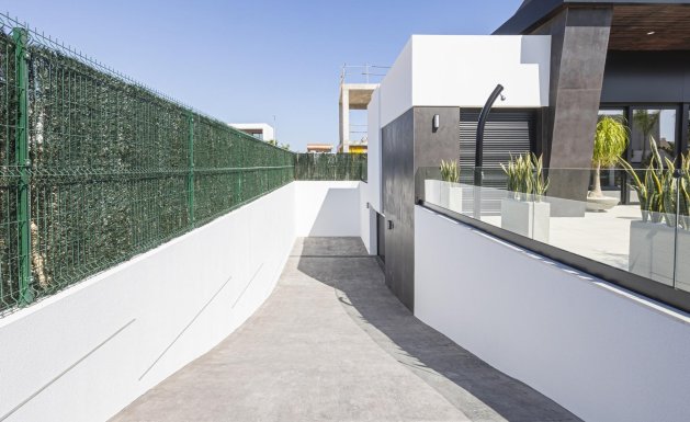 Nueva construcción - Villa - Rojales
