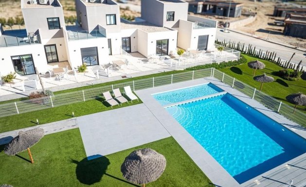 Neuf - Villa Adossée - Baños y Mendigo