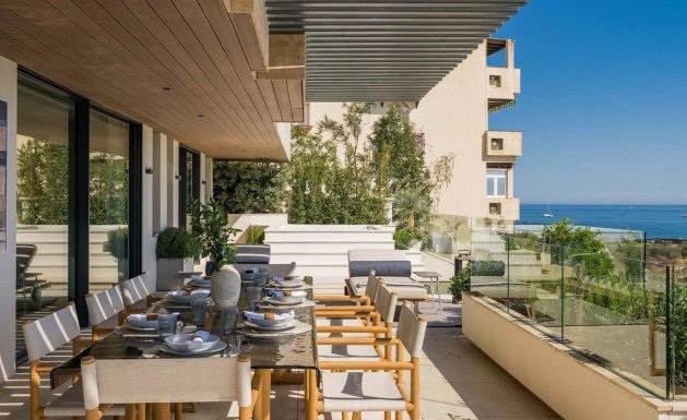 Neuf - APPARTEMENT  - Estepona