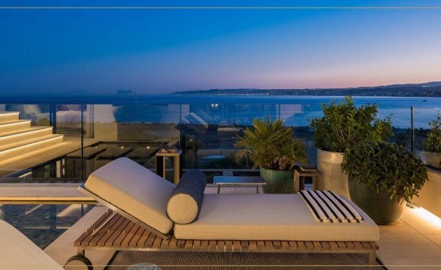 Neuf - APPARTEMENT  - Estepona