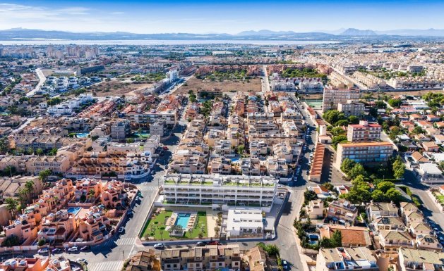 Nueva construcción - Casa  - Torrevieja